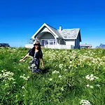 Banpim Beachside Lofoten Lodge *