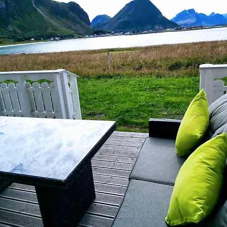 Banpim Beachside Lofoten Alojamento de Turismo Selvagem