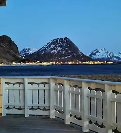 אכסניה Banpim Beachside Lofoten ראמברג