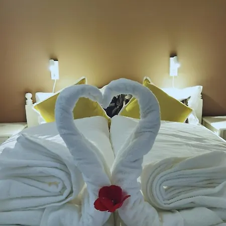 Banpim Beachside Lofoten Lodge