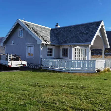 אכסניה Banpim Beachside Lofoten