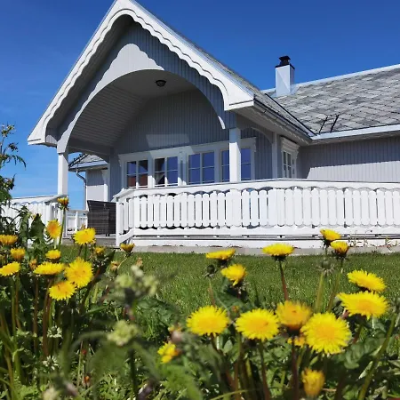 Alojamento de Turismo Selvagem Banpim Beachside Lofoten *