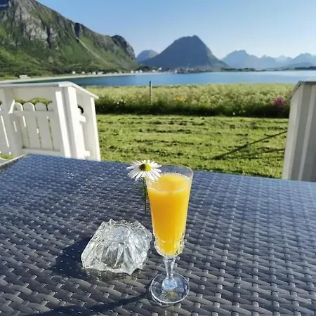 Banpim Beachside Lofoten Alojamento de Turismo Selvagem