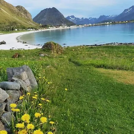 Banpim Beachside Lofoten