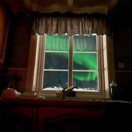 Banpim Beachside Lofoten Lodge Ramberg