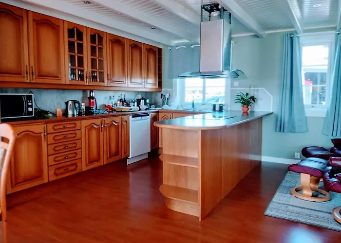 Banpim Beachside Lofoten Lodge Ramberg