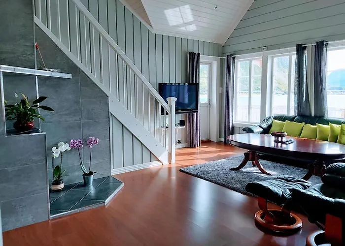 Banpim Beachside Lofoten Lodge Ramberg