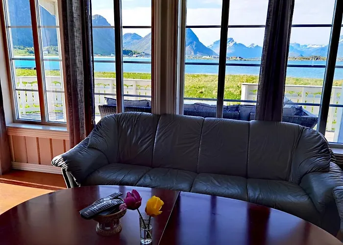 Banpim Beachside Lofoten Lodge Ramberg